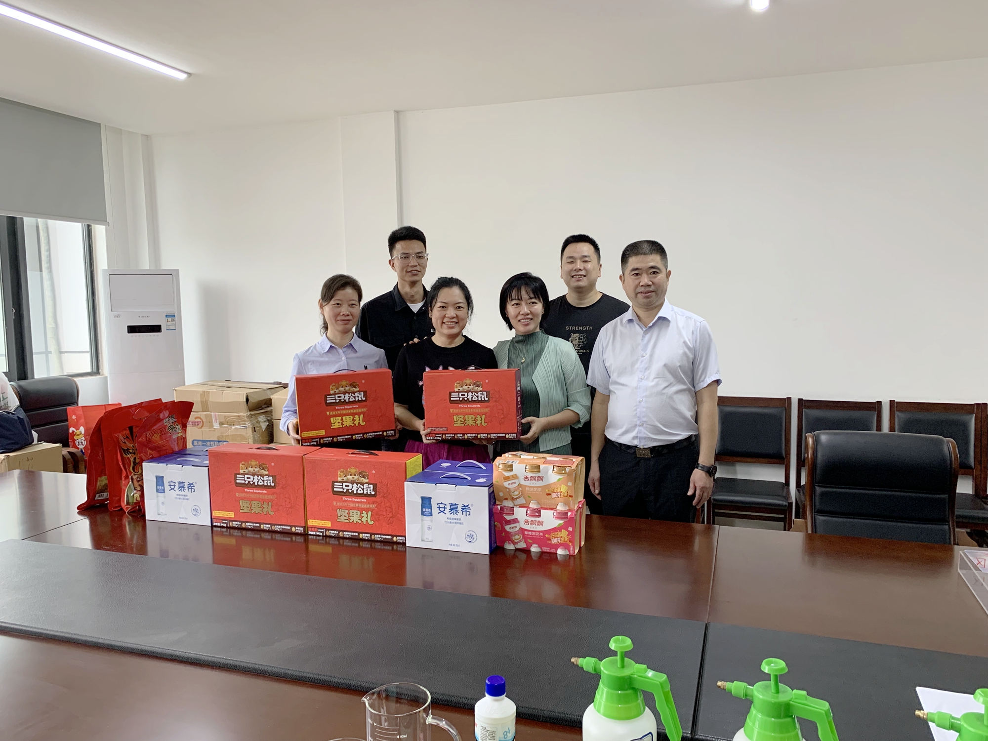 9.26+李文 胡银龙+ballbet分公司党委委员、工会主席罗新蕾慰问蜀道集团2022年职业技能大赛备赛人员